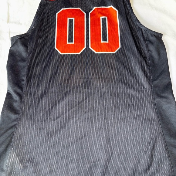 Nike DRI-FIT Oregon State University Basketball Jersey - Black and Orange (B2j) - Picture 5 of 5